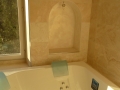 attika-badezimmer-whirlpoolbadewanne-badezimmer1_20121223_1632307943